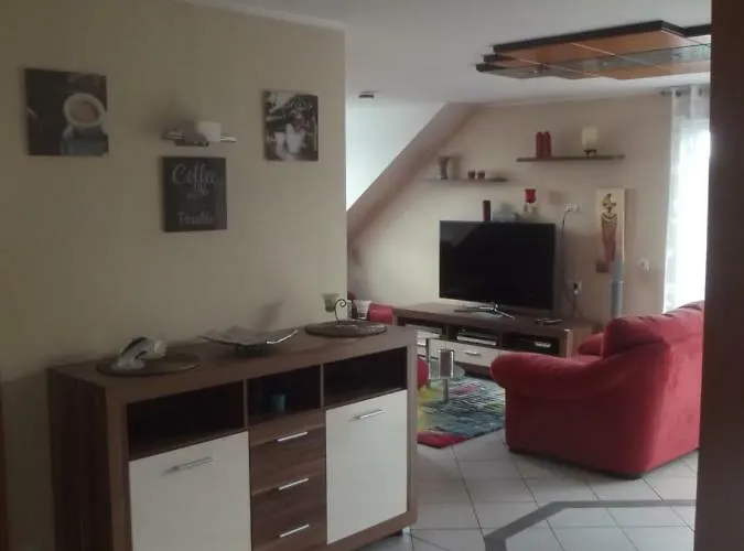 Lägenhet Ferienwohnung In Puschendorf