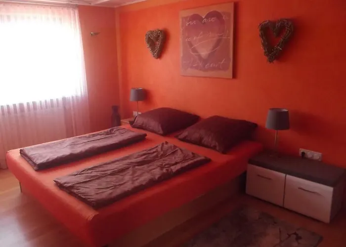 Ferienwohnung In *